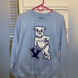 Yale University light blue sweatshirt size Large worn once great condition